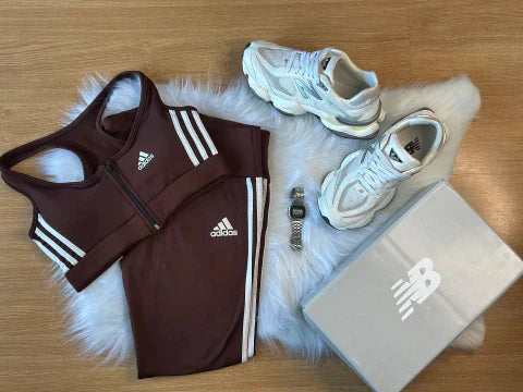 Kit Ad Zíper Marrom + Tênis NB 9060 Branco com Cinza